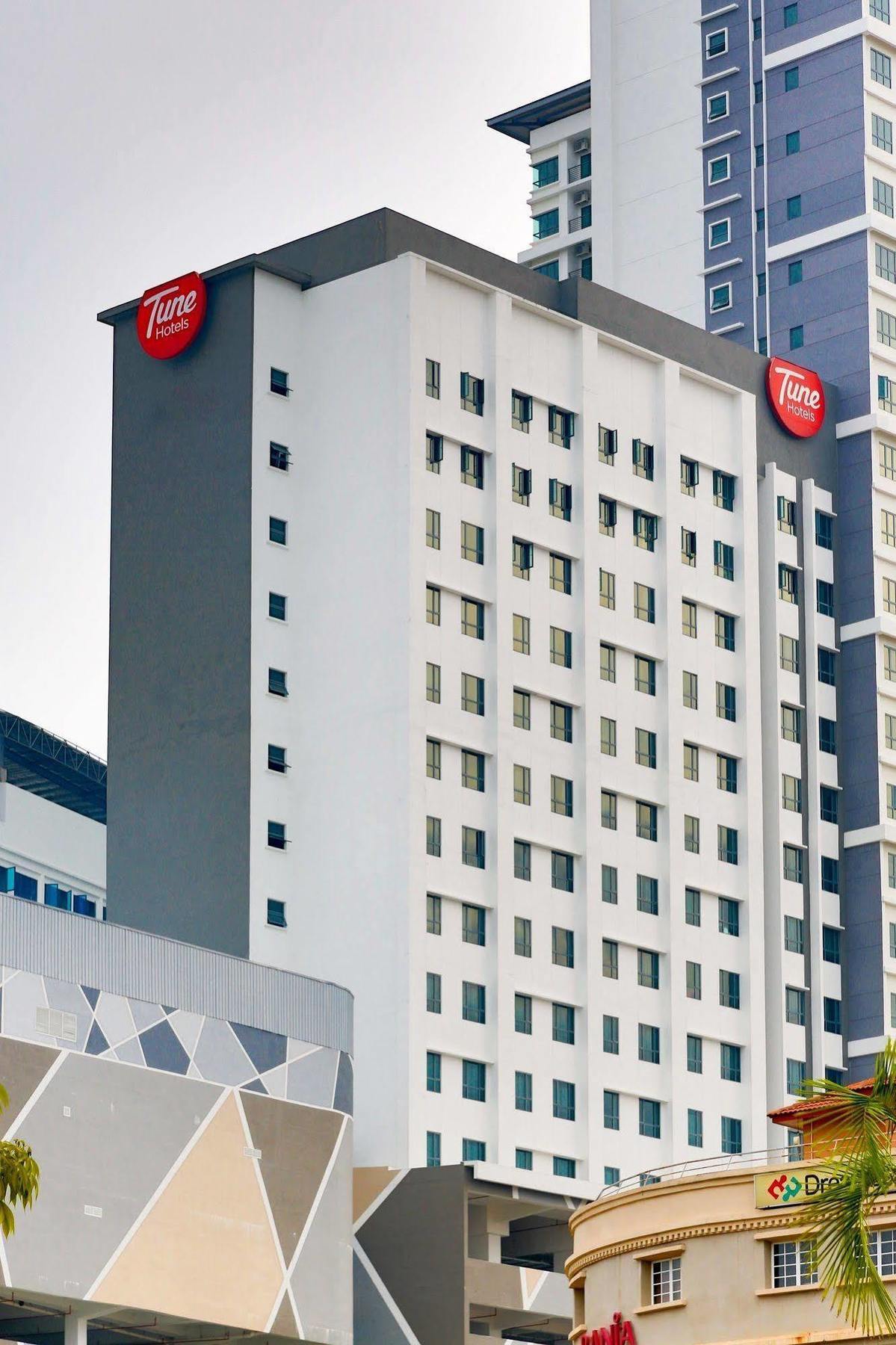 Tune Hotel - Dpulze Cyberjaya Exterior photo